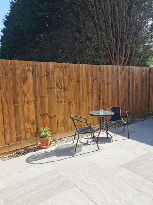 The Squirrels- Alresford, Essex Apartment Exterior photo